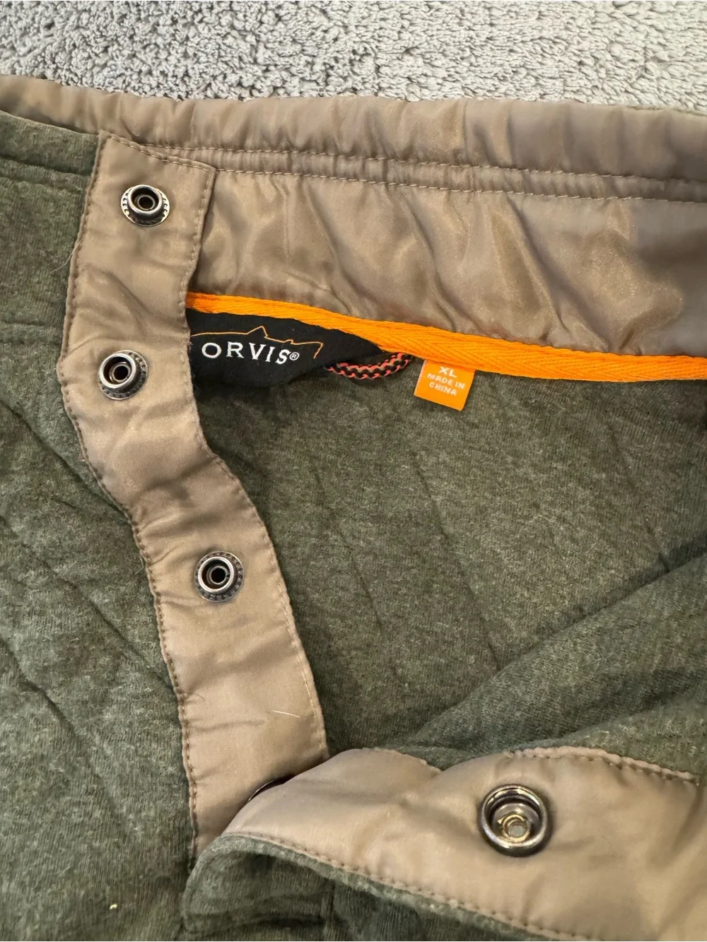 Orvis Men's Olive Quilted Snap-Placket Pullover with Contrast Trim